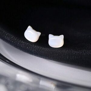 🐈 Sterling Silver Cat Studs 🐈